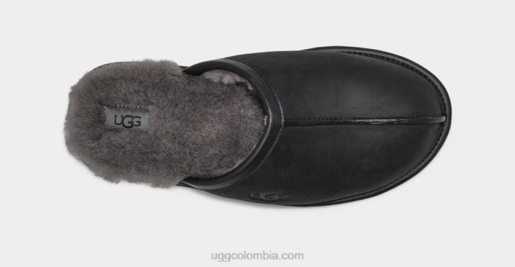 cuero desgastado negro hombres UGG 4VBT2299