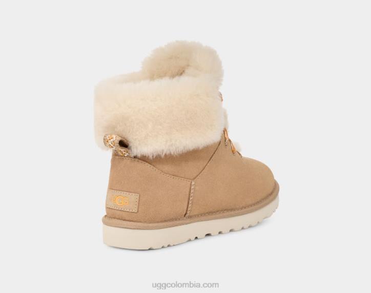 mini encaje alpino clásico arena mujer UGG 4VBT34