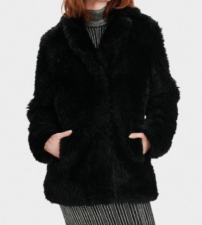 abrigo corto de piel de oveja lianna negro mujer UGG 4VBT1172