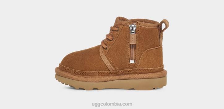 bota neumel ii castaña niños pequeños UGG 4VBT1937
